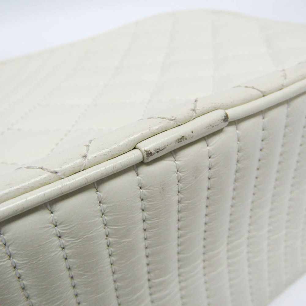 CHANEL Leather Shoulder Bag - Picture 5 of 14
